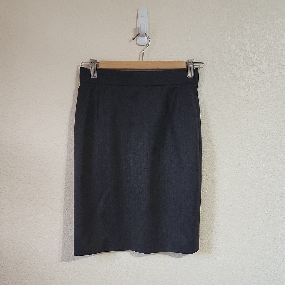 Vintage Escada Grey Wool Pencil Skirt Pleated Front Lined Size 34/4